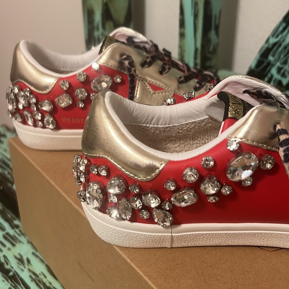 Vintage Havana Red and Gold Star Sneakers - Picture 3 of 5